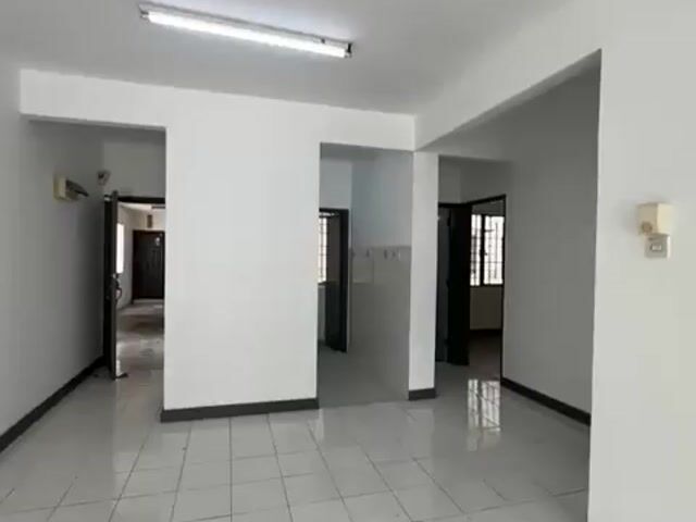 Video Image 1