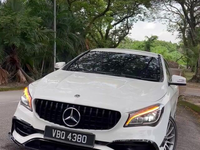 NEW STOCK MERCEDES BENZ CLA200 1.6 FACELiFT LOWMIL - 1