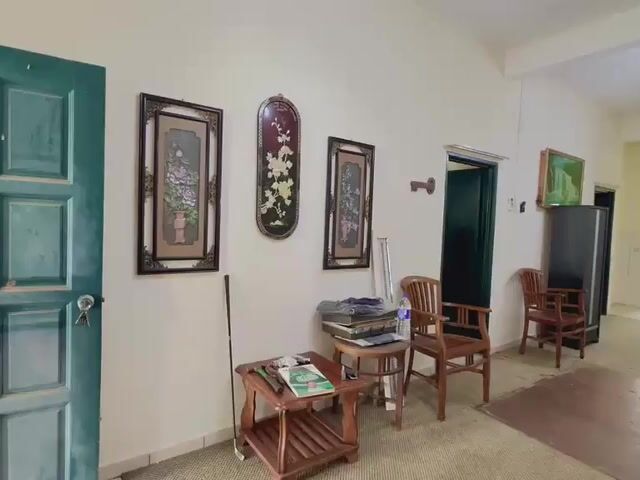 Video Image 1