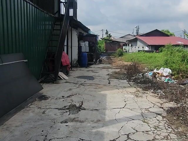 Video Image 1