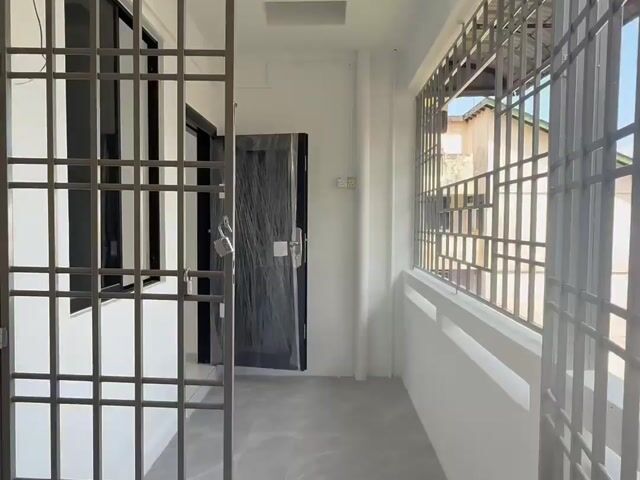 Video Image 1