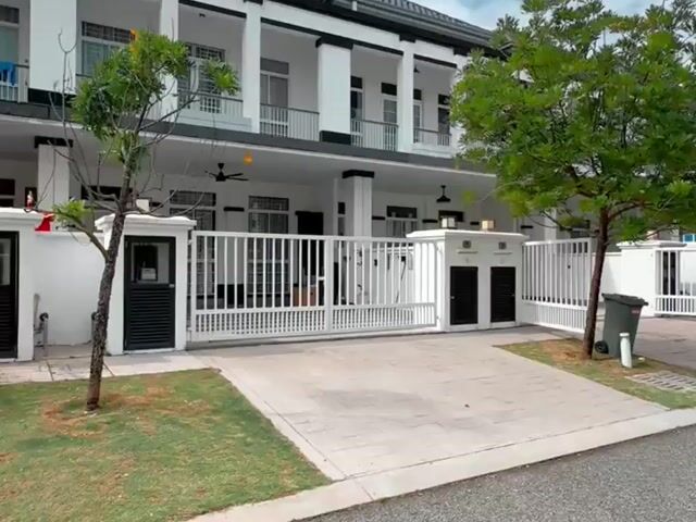 Video Image 1