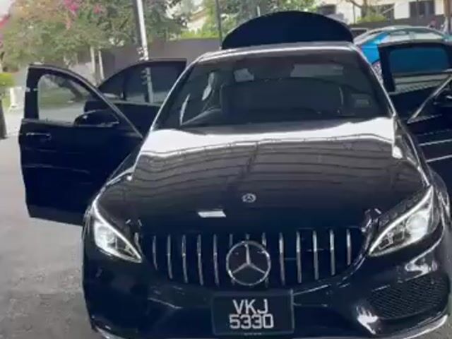 2018 Mercedes Benz C180 1.6 AMG SPORT ORIGINAL - 1