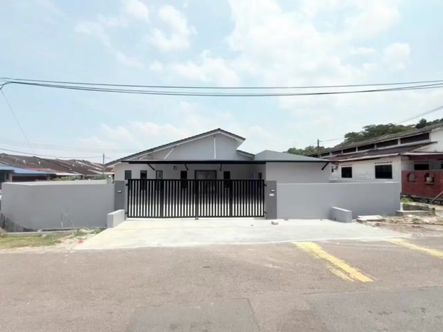 Video Image 1